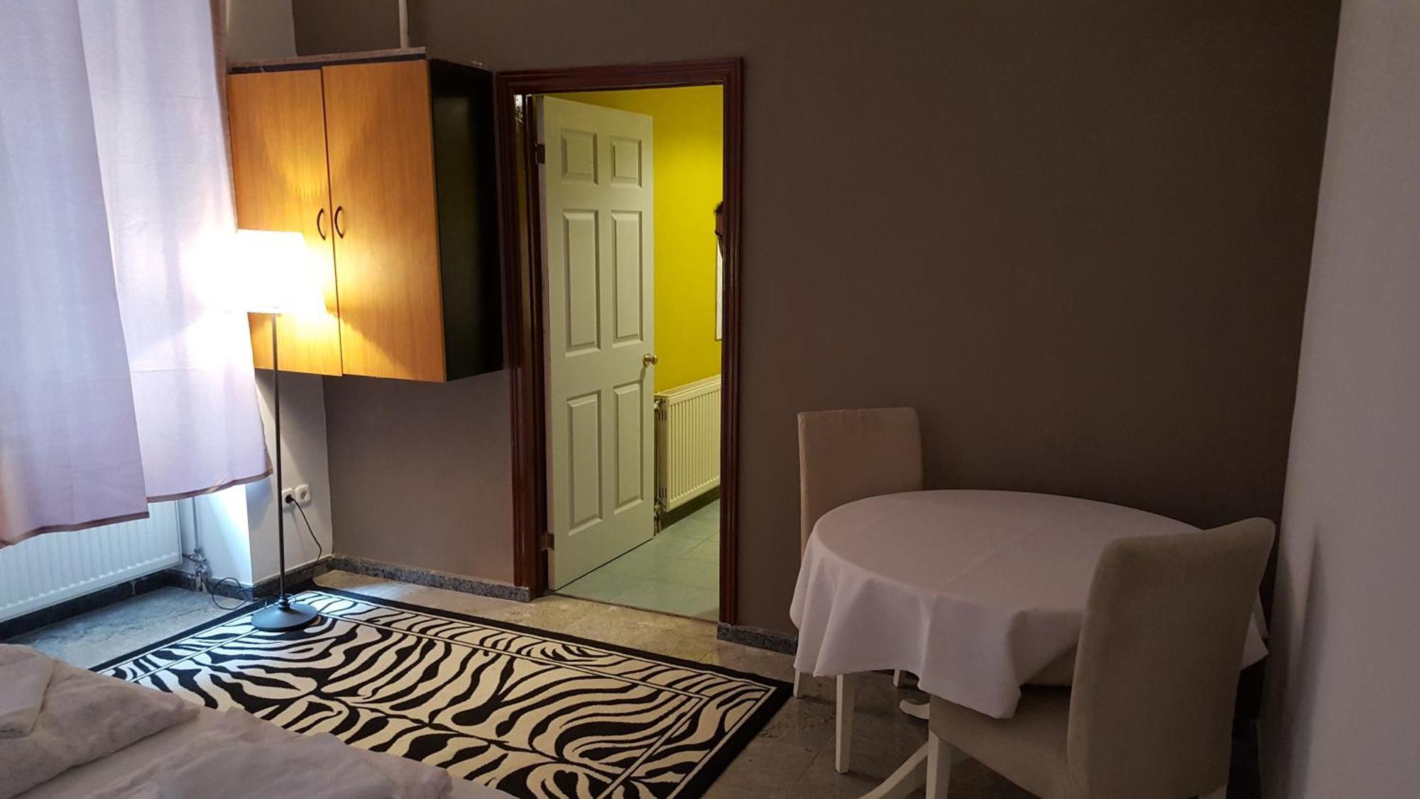 Cozy Central Retreat — Fotók 3